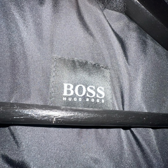 Men’s Hugo Boss Cameron Coat | 42 - Picture 3 of 7
